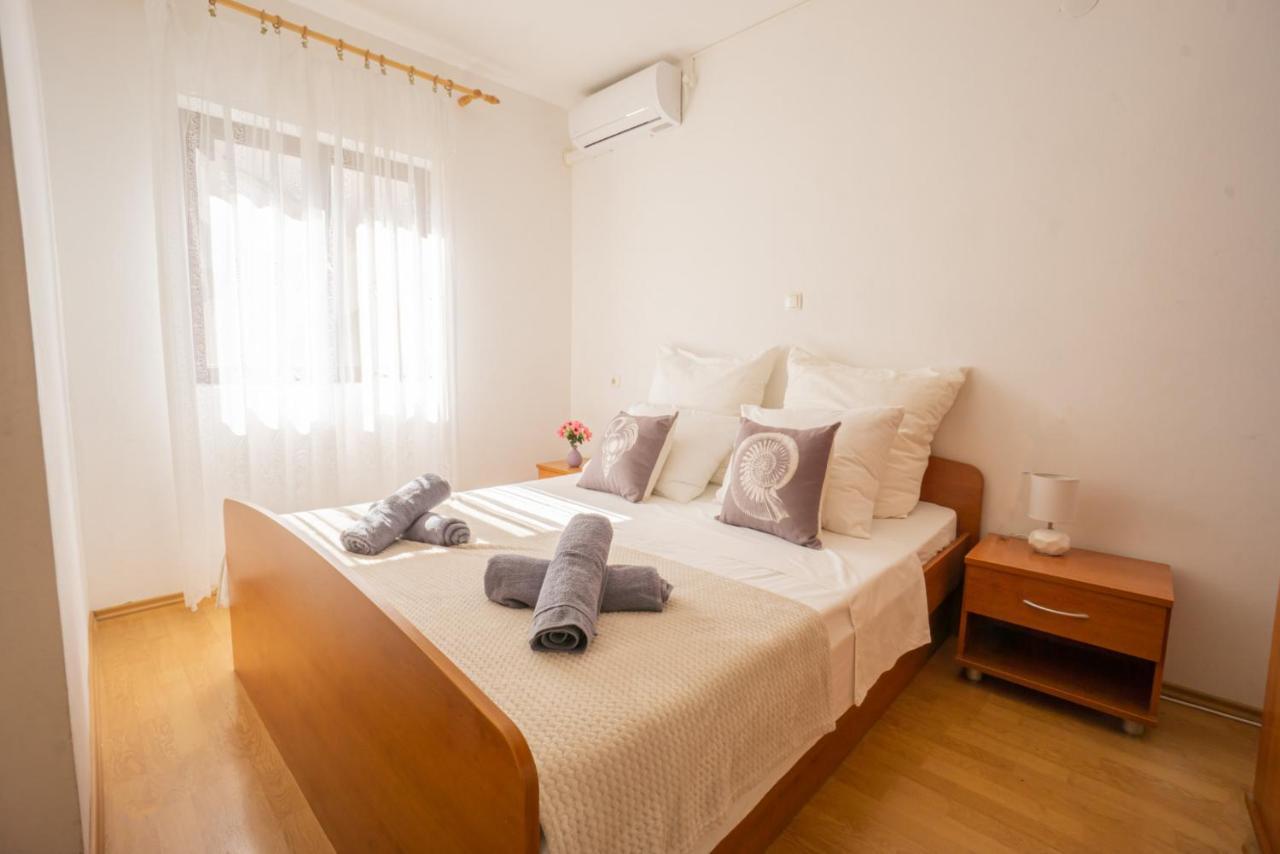 Apartment And Room Bacic Metajna Bagian luar foto