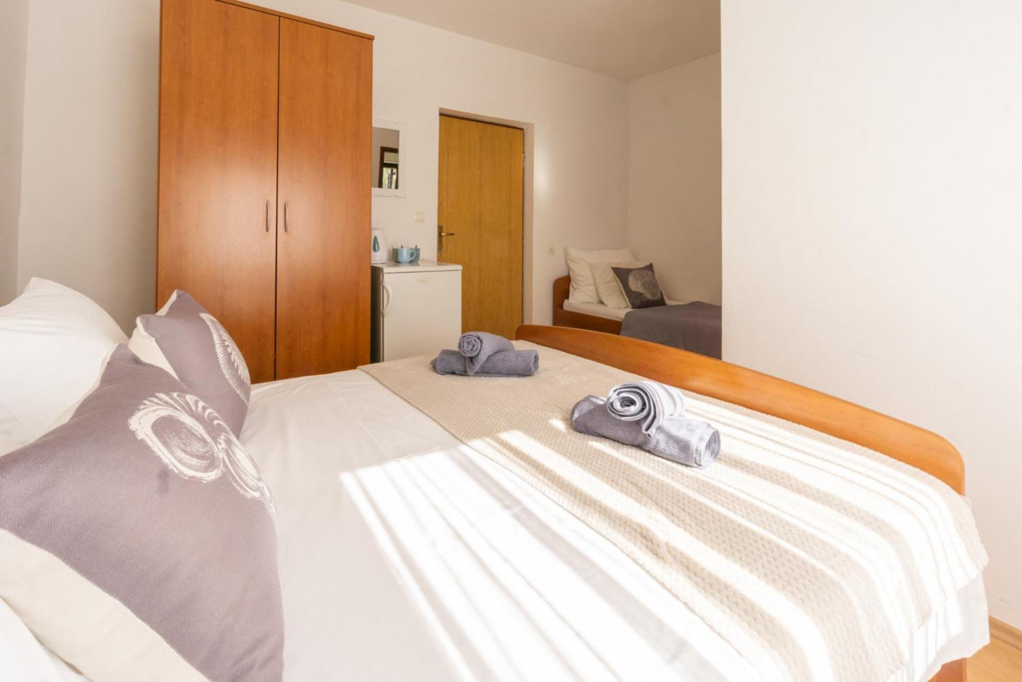 Apartment And Room Bacic Metajna Ruang foto